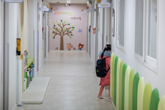 헌재, 어린이집 원장 및 보육교사 자격취소 영유아보육법 합헌 결정