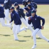‘완전체’ 대표팀 오사카 공개훈련