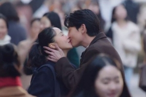 전도연 “중학생 딸, 정경호 키스신 보더니 한 말”