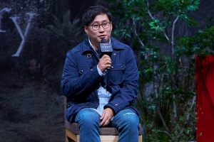 ‘더 글로리’PD 학폭 가해 의혹…해당 PD “그런 일 없어”