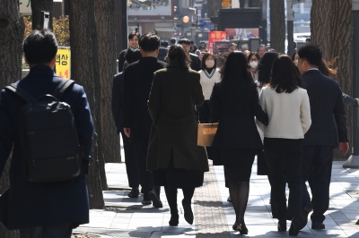 [단독] 연령 낮을수록, 여성일수록 ‘괴로움’을 ‘괴롭힘’으로 오인 [빌런 오피스]