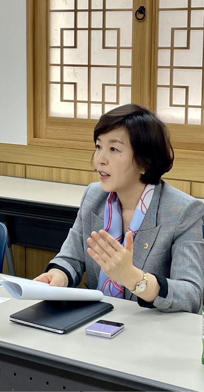 ‘서울시 공무직전문노동조합과 간담회’를 개최한 김경 의원