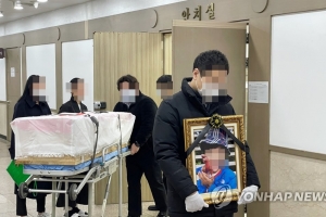 ‘인천 초등생 학대사망’ 다리에만 상처 232개...여러…