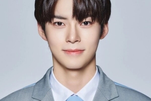 현직 아이돌 멤버 여사친 8명과 ‘상의 탈의’