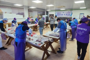 대박! 홍어썰기학교 
“1년에 1억도 벌어요”