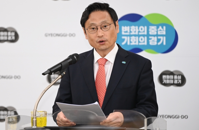21일 기자회견에서 경기북부특별자치도 출범 청사진을 밝히고 있는 오후석 경기도 행정2부지사. 21일 기자회견에서 경기북부특별자치도 출범 청사진을 밝히고 있는 오후석 경기도 행정2부지사.