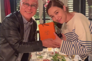 ‘43세’ 옥주현, 도쿄서 생파… 명품 쇼핑백 건넨 日아뮤즈 회장