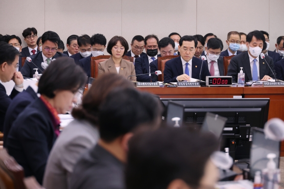 지역차등 전기료, 산자위 문턱 넘어