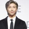 thumbnail - ‘군 복무’ BTS RM, 생일 맞아 보훈기금 1억 기부 “영웅에 도움 되길”