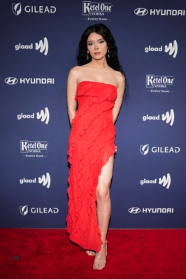 A guest attends the 34th Annual GLAAD Media Awards in Beverly Hills, California, U.S., March 30, 2023. REUTERS 연합뉴스