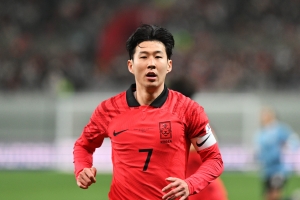 손흥민 ‘언팔’ 김민재 향해 ‘이렇게’ 말했다