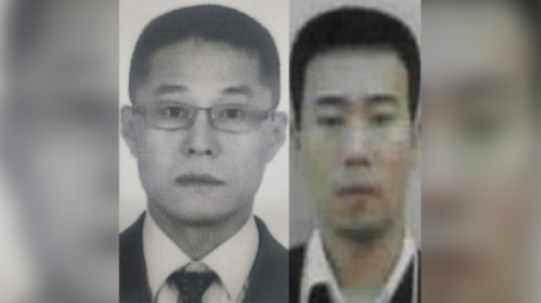 2001년 대전 경찰관 총기 탈취 및 은행 권총 강도살인 피의자 이승만(좌)과 이정학. 연합뉴스