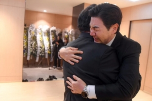 현미 장례식장…펑펑 울어버린 조카 한상진