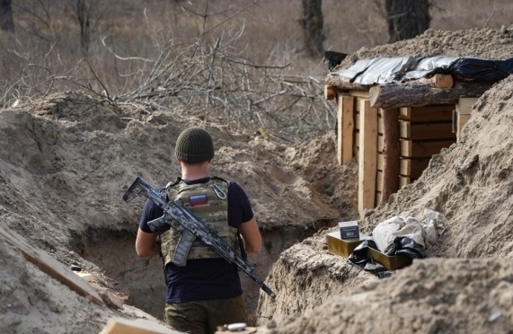 우크라이나 남부 헤르손 지역에 형성된 러시아군 참호. 연합뉴스 자료사진