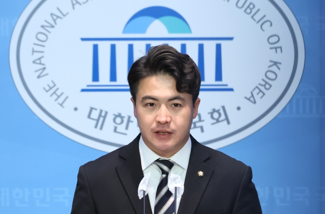 오영환 더불어민주당 의원. 연합뉴스