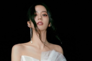 ‘블핑’ 지수 ‘꽃’ 빌보드 ‘글로벌 200’과 ‘글로벌’ 나란히 2위