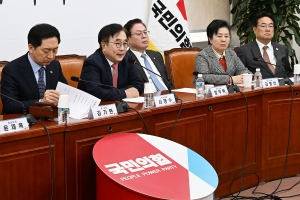 與중진들 쓴소리… “실언 엄격조치”“전광훈 조치하라”