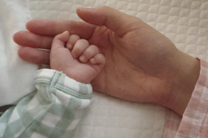 에릭♥나혜미, 6년 만에 얻은 아들 공개