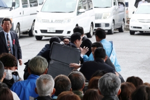 또 日총리 노렸다… 새달 G7정상회의 ‘비상’