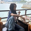 ‘3년만의 SNS’ 이효리, 술 마시는 사진 올렸다