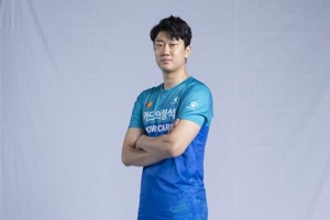 나경복 KB손보로… 男배구 FA 시장 마감