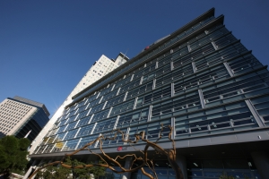 ‘중국 회복 지지부진·물가 상승’ LG생활건강 1분기 영업이익 전년비 16.9% 감소