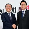[서울 포토] 여야 원내대표 첫 만남