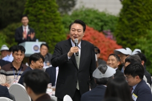 尹 대통령 취임 1년 소회 “자화자찬 안돼… 변화 느린 부분 속도 낼 것”