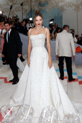 Miranda Kerr arrives on the red carpet for The Met Gala at The Metropolitan Museum of Art celebrating the opening of Karl Lagerfeld: A Line of Beauty in New York City on Monday, May 1, 2023. UPI 연합뉴스