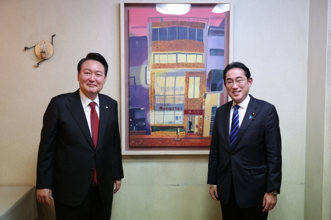 더 가까워지는 한일