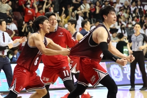4쿼터 대역전극 안양 KGC “끝까지 간다”