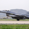 [속보] 평택서 미군 F16 전투기 추락… “조종사 탈출”