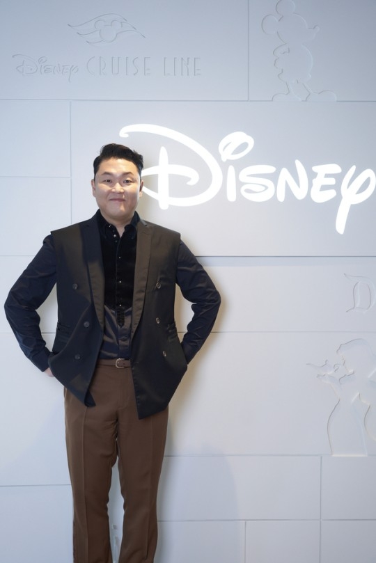 가수 싸이. 디즈니 제공