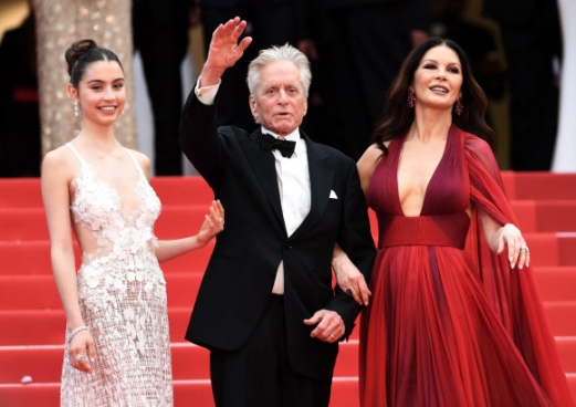 American actor Michael Douglas, British actress Catherine Zeta-Jones and daughter Carys Zeta Douglas attend the Opening Gala and premiere of Jeanne du Barry at the 76th Cannes Film Festival at Palais des Festivals in Cannes, France on Tuesday, May 16, 2023. UPI 연합뉴스