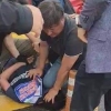 광양제철소 앞 ‘망루농성’ 경찰 강제 진압···노조 간부 부상