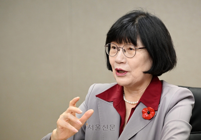 정희선 성균관대 석좌교수는 “공무원, 의사, 교사 채용 등에 마약 검사를 의무화하고 있는데 기준과 규정이 명확하지 않아 혼란이 빚어지고 있다”면서 “실효성 있는 가이드라인을 만드는 일이 시급하다”고 말했다. 도준석 기자