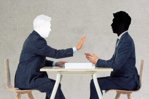 경기침체로 직장인 10명 중 1명 실직 경험…“비정규직이 3배 높아”