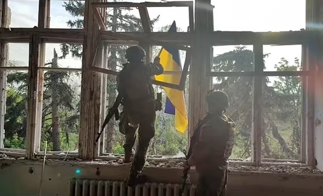 우크라이나군은 11일(현지시간) 자국군이 동부 격전지 도네츠크주 마블라고다트네, 네스쿠흐네, 마카리우카 마을을 해방시켰다고 했다. 2023.6.11 우크라이나 육군