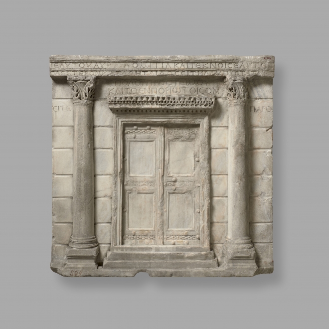 로마에서 3세기에 만들어진 ‘하데스로 가는 문’에는 ‘잘 가시오, 행인들이여’라는 인사말이 쓰여 있다. 국립중앙박물관 제공