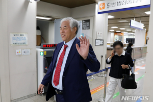 “사랑제일교회에 코로나 확산 책임 못 묻는다”...건보공단 1심 패소