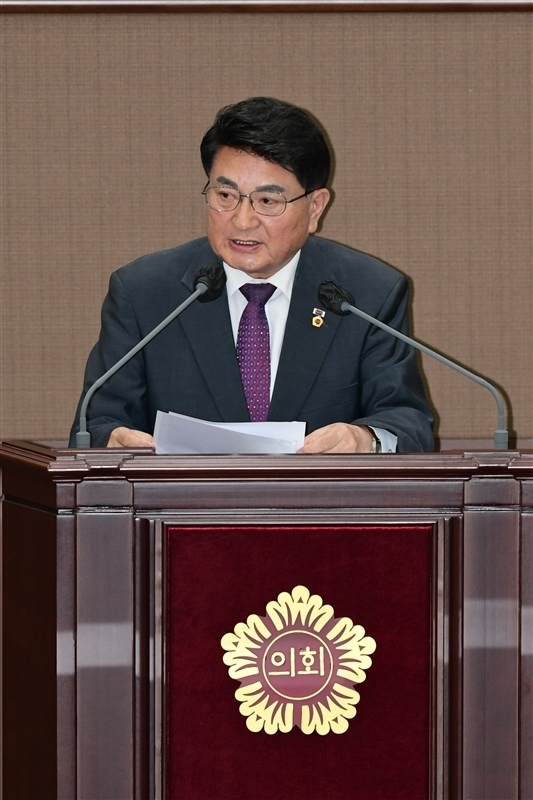 지난 15일 제319회 정례회 제4차 본회의에서 5분 자유발언을 하는 홍국표 의원