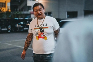 ‘범죄도시’ 주역 배우 미모의 여가수와 ‘열애’
