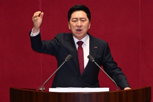 김기현 “의원 10% 줄여도 문제 없어”...“국내 중국인 투표권 제한”도