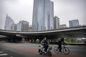 中 경기부양 시동 걸었다…10개월 만 기준금리 인하