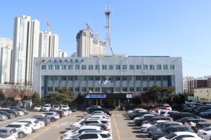 부동산 투자 미끼로 25억원 가로챈 40대 구속
