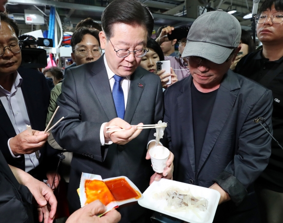 주문진 간 이재명, 일본행 정의당…야권 ‘후쿠시마’ 총공세