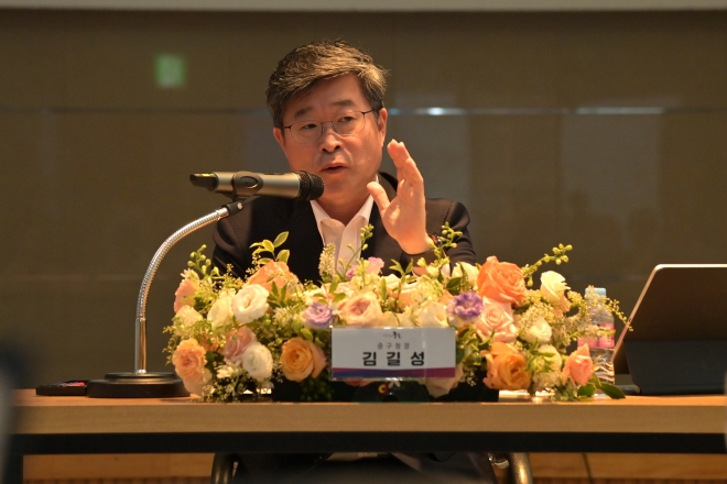 김길성 중구청장이 지난 22일 충무아트센터에서 민선 8기 취임 1주년 기자간담회를 갖고 있다. 중구 제공