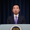 尹 “인력난 가중…외국인력 통합관리 방안 강구하라”