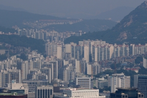 아파트값 하락세, 60주 만에 멈췄다