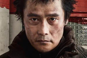 이병헌, 이마 벗겨졌다…“M자 탈모 시작 느낌”